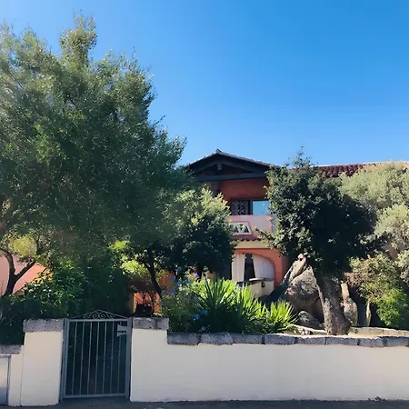 Trilocale I Graniti San Teodoro * Монте Петросу
