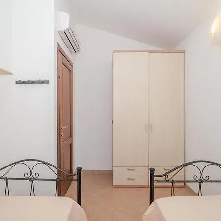 Trilocale I Graniti San Teodoro Апартаменты Монте Петросу